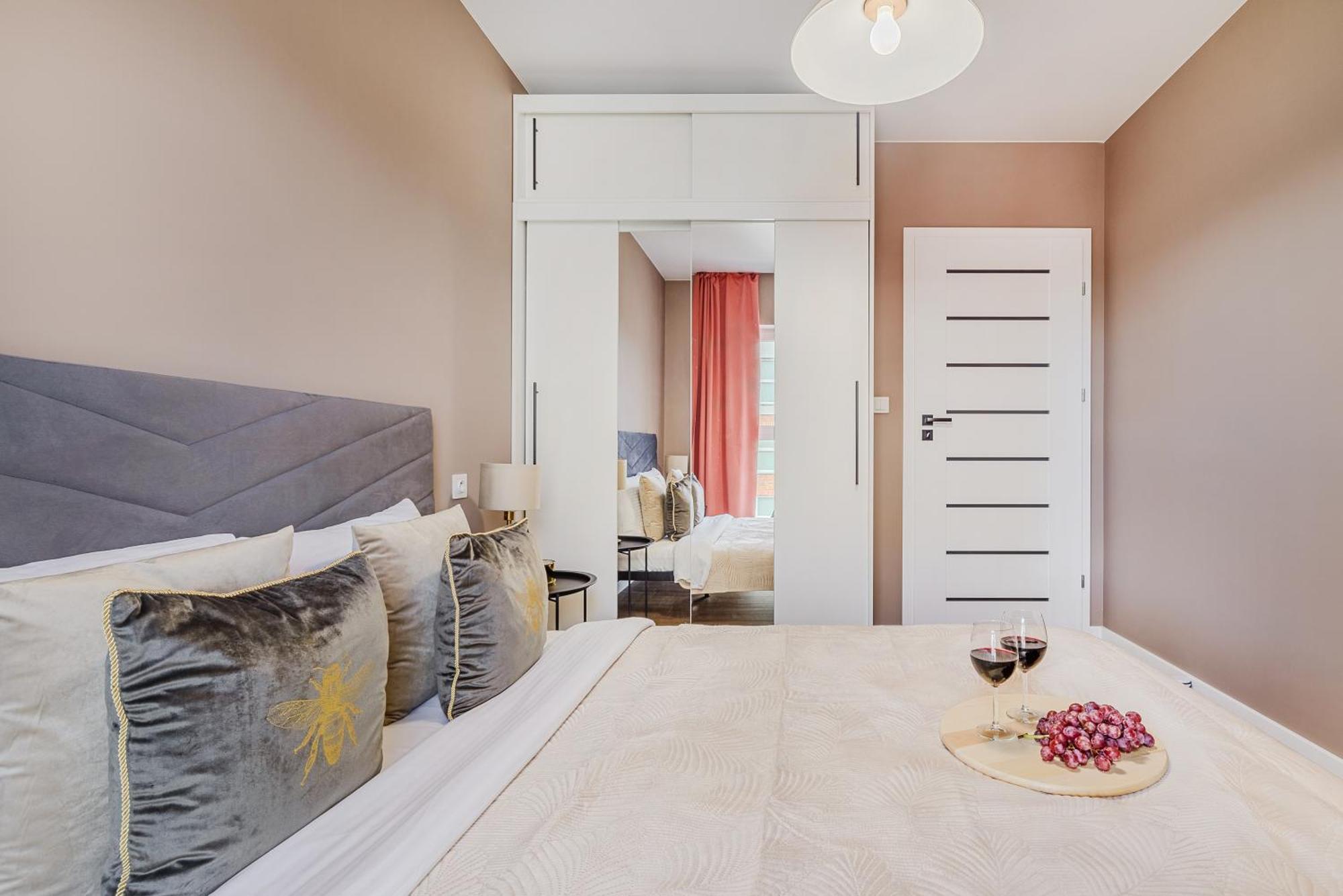 Lumina Luxury 3-Rooms Apartments With Parking Łódź Extérieur photo