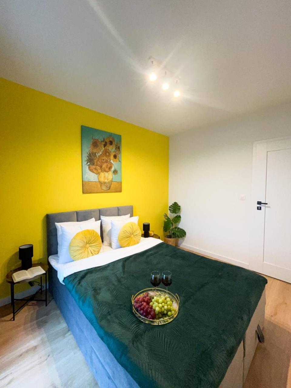 Lumina Luxury 3-Rooms Apartments With Parking Łódź Extérieur photo